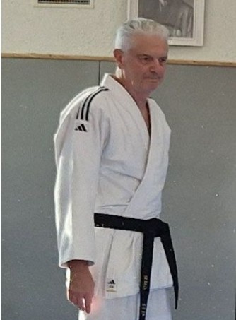 Bruno DUGUÉ